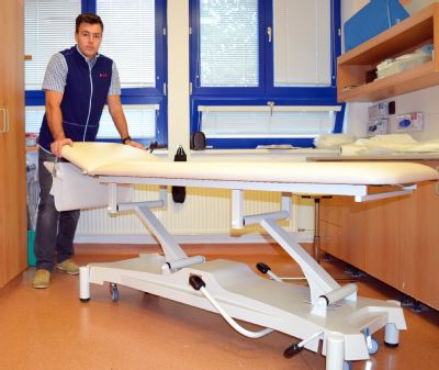 Nemocnice Valašské Meziříčí investovala do nových transportních a vyšetřovacích lehátek